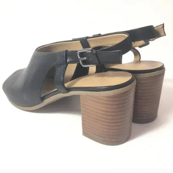 FRANCO SARTO "Franchesa" Sandals - Picture 7 of 11